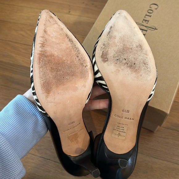 Cole Haan size 6.5 high line zebra pump! Excellent condition - Picture 6 of 7